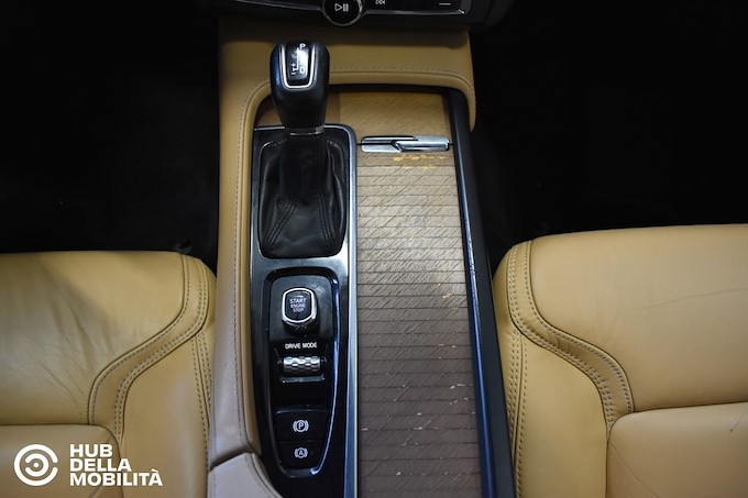 VOLVO V90 D5 AWD Geartronic Inscription